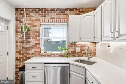 1832 S Sartain Street, Philadelphia, PA 19148 - Photo 15