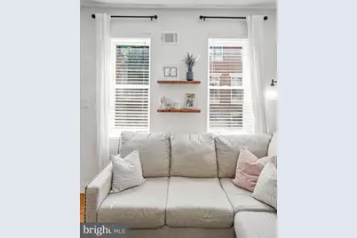 1832 S Sartain Street, Philadelphia, PA 19148 - Photo 5