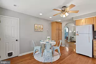 917 E Durham St, Philadelphia, PA 19150 - Photo 17