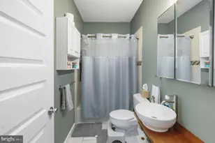 2568 Collins St, Philadelphia, PA 19125 - Photo 27