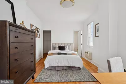 1512 Spruce Street #PH-2702, Philadelphia, PA 19102 - Photo 9