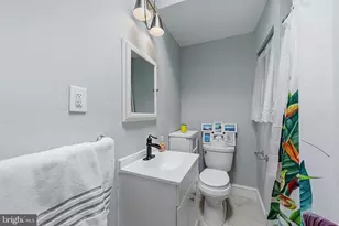 529 E Clarkson Ave, Philadelphia, PA 19120 - Photo 17