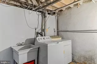 529 E Clarkson Ave, Philadelphia, PA 19120 - Photo 23