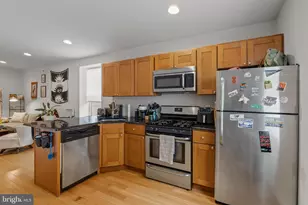 1610 Christian St, Philadelphia, PA 19146 - Photo 3