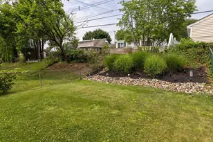 9308 Lansford St, Philadelphia, PA 19114 - Photo 31