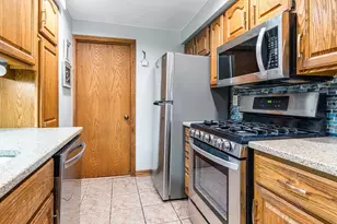 9308 Lansford St, Philadelphia, PA 19114 - Photo 13