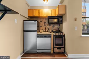 2601 Pennsylvania Ave, Philadelphia, PA 19130 - Photo 7