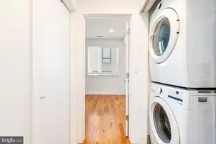 1719 Erdman St, Philadelphia, PA 19130 - Photo 11