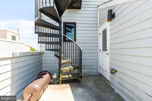 1719 Erdman St, Philadelphia, PA 19130 - Photo 23
