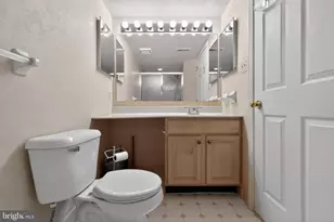2015 Welsh Rd, Philadelphia, PA 19115 - Photo 11