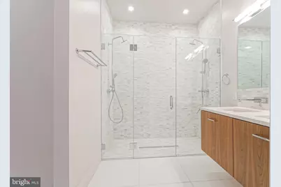 621 S 24th Street #308, Philadelphia, PA 19146 - Photo 11