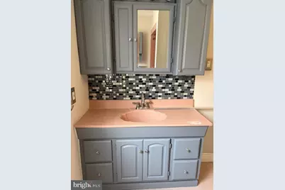 2424 S Sartain Street, Philadelphia, PA 19148 - Photo 9