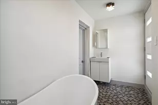 1721 S 18th St, Philadelphia, PA 19145 - Photo 23