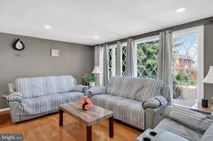 1942 Nester St, Philadelphia, PA 19115 - Photo 5