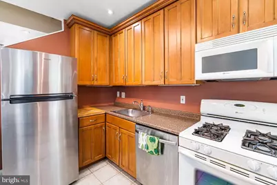 2225 Pemberton Street, Philadelphia, PA 19146 - Photo 7