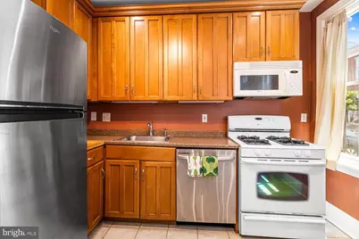 2225 Pemberton Street, Philadelphia, PA 19146 - Photo 9