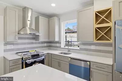 1511 W Flora Street, Philadelphia, PA 19121 - Photo 11