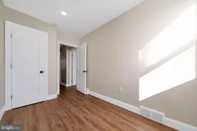 219 Stearly, Philadelphia, PA 19111 - Photo 15