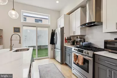 2145 Cross Street, Philadelphia, PA 19146 - Photo 9