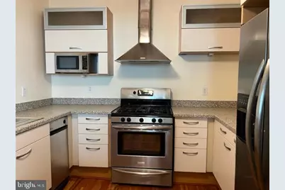 105 S 18th Street #4B, Philadelphia, PA 19103 - Photo 5