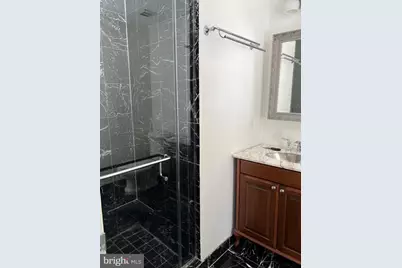 105 S 18th Street #4B, Philadelphia, PA 19103 - Photo 11