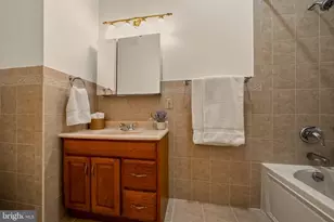 128 South St, Philadelphia, PA 19147 - Photo 9