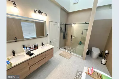 183 W Norris Street, Philadelphia, PA 19122 - Photo 9