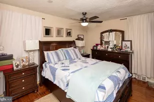 3633 N Hereford Ln, Philadelphia, PA 19114 - Photo 23