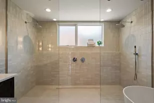 954 N 6th St, Philadelphia, PA 19123 - Photo 35