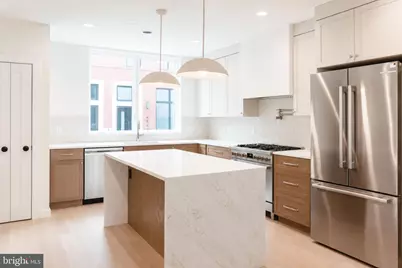 954 N 6th Street, Philadelphia, PA 19123 - Photo 1