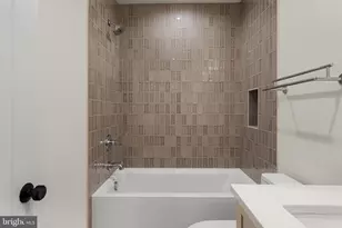 954 N 6th St, Philadelphia, PA 19123 - Photo 17