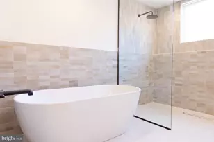 954 N 6th St, Philadelphia, PA 19123 - Photo 31