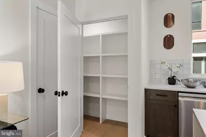 954 N 6th Street, Philadelphia, PA 19123 - Photo 11