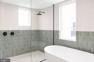 954 N 6th St, Philadelphia, PA 19123 - Photo 27