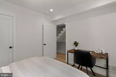 954 N 6th Street, Philadelphia, PA 19123 - Photo 15
