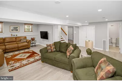 865 Morefield Road, Philadelphia, PA 19115 - Photo 39