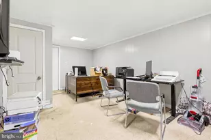 8254 Rodney St, Philadelphia, PA 19150 - Photo 17