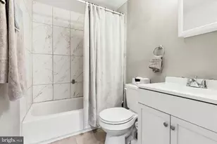 8254 Rodney St, Philadelphia, PA 19150 - Photo 9