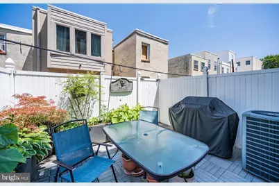 2217 League Street, Philadelphia, PA 19146 - Photo 9