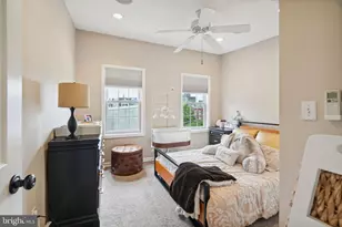 2357 Montrose St, Philadelphia, PA 19146 - Photo 9