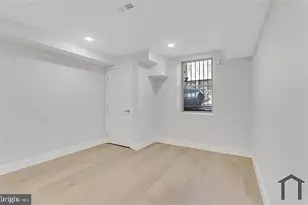 3259 N 13th St, Philadelphia, PA 19140 - Photo 11