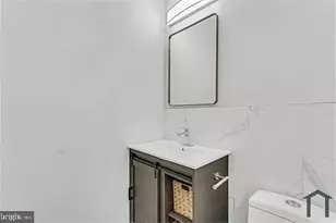 3259 N 13th St, Philadelphia, PA 19140 - Photo 9