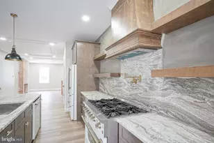 1108 S Front St, Philadelphia, PA 19147 - Photo 15