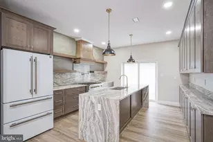 1108 S Front St, Philadelphia, PA 19147 - Photo 11