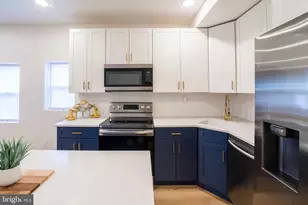 2001 S Norwood St, Philadelphia, PA 19145 - Photo 11