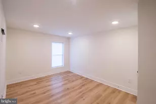 2001 S Norwood St, Philadelphia, PA 19145 - Photo 15