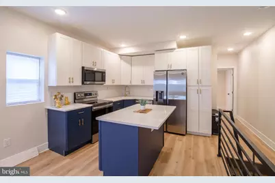 2001 S Norwood Street #UNIT A, Philadelphia, PA 19145 - Photo 13