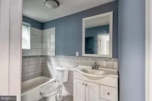 35 S Ashmead Pl S, Philadelphia, PA 19144 - Photo 15