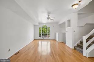 321 Sage Ln, Philadelphia, PA 19128 - Photo 5