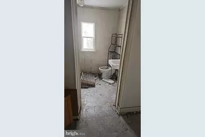 3819 N Sydenham Street, Philadelphia, PA 19140 - Photo 9